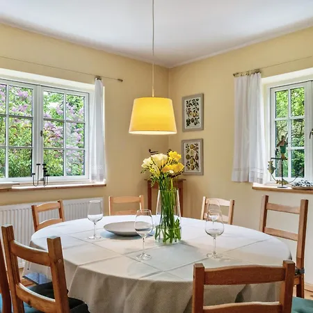 Mit 140m² Fuer 8 Personen Casa de Férias