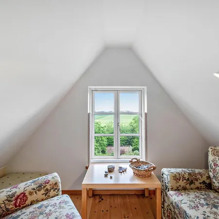 Mit 140m² Fuer 8 Personen Casa de Férias