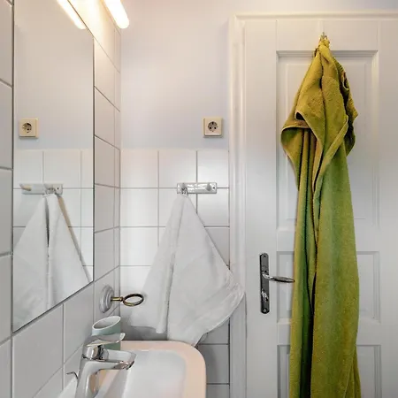 Mit 140m² Fuer 8 Personen *